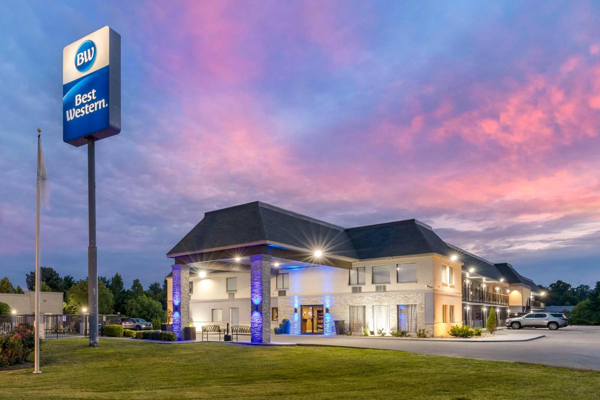 Best Western Диксон Экстерьер фото
